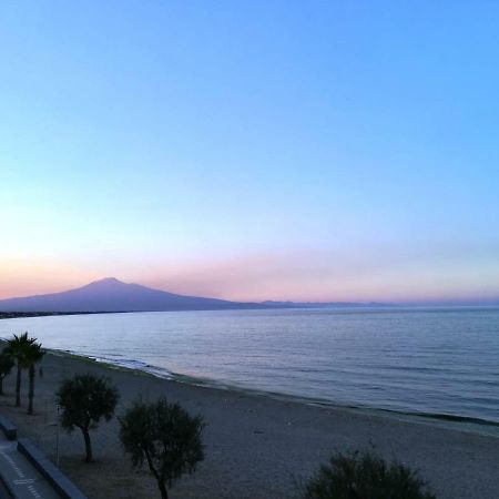Noemi Holiday House Agnone Bagni Esterno foto