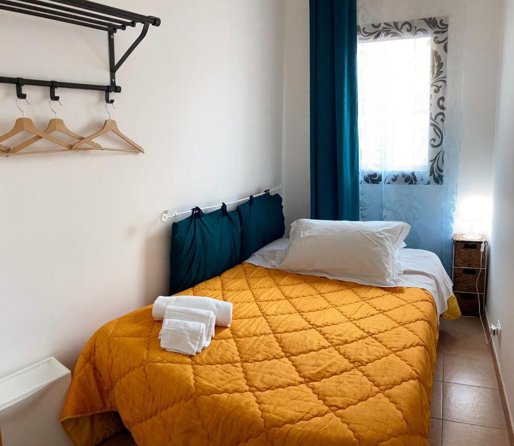 Noemi Holiday House Agnone Bagni Esterno foto