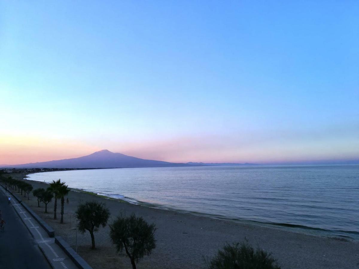 Noemi Holiday House Agnone Bagni Esterno foto