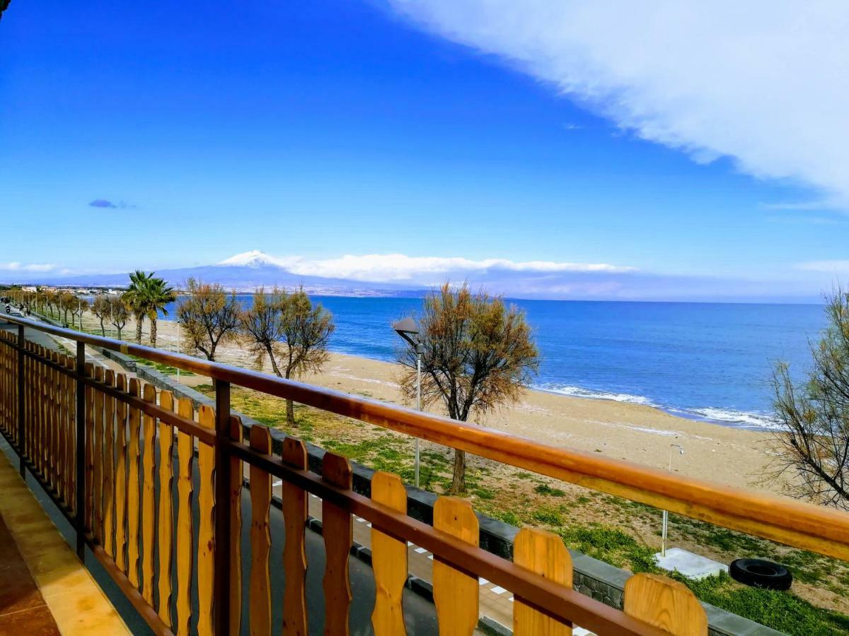 Noemi Holiday House Agnone Bagni Esterno foto