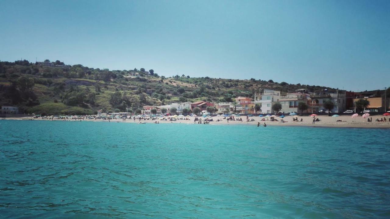 Noemi Holiday House Agnone Bagni Esterno foto