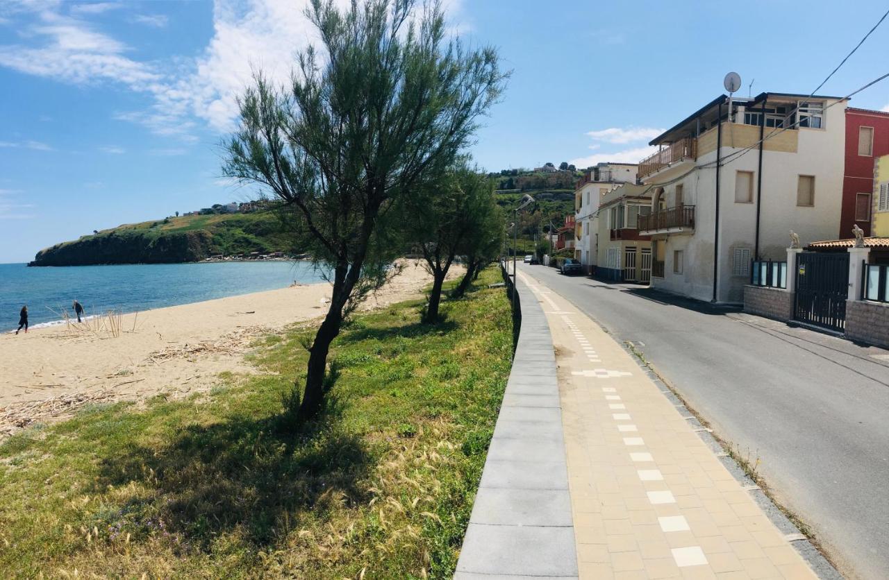 Noemi Holiday House Agnone Bagni Esterno foto